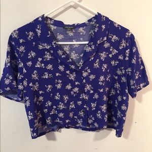 NWOT button-down crop top